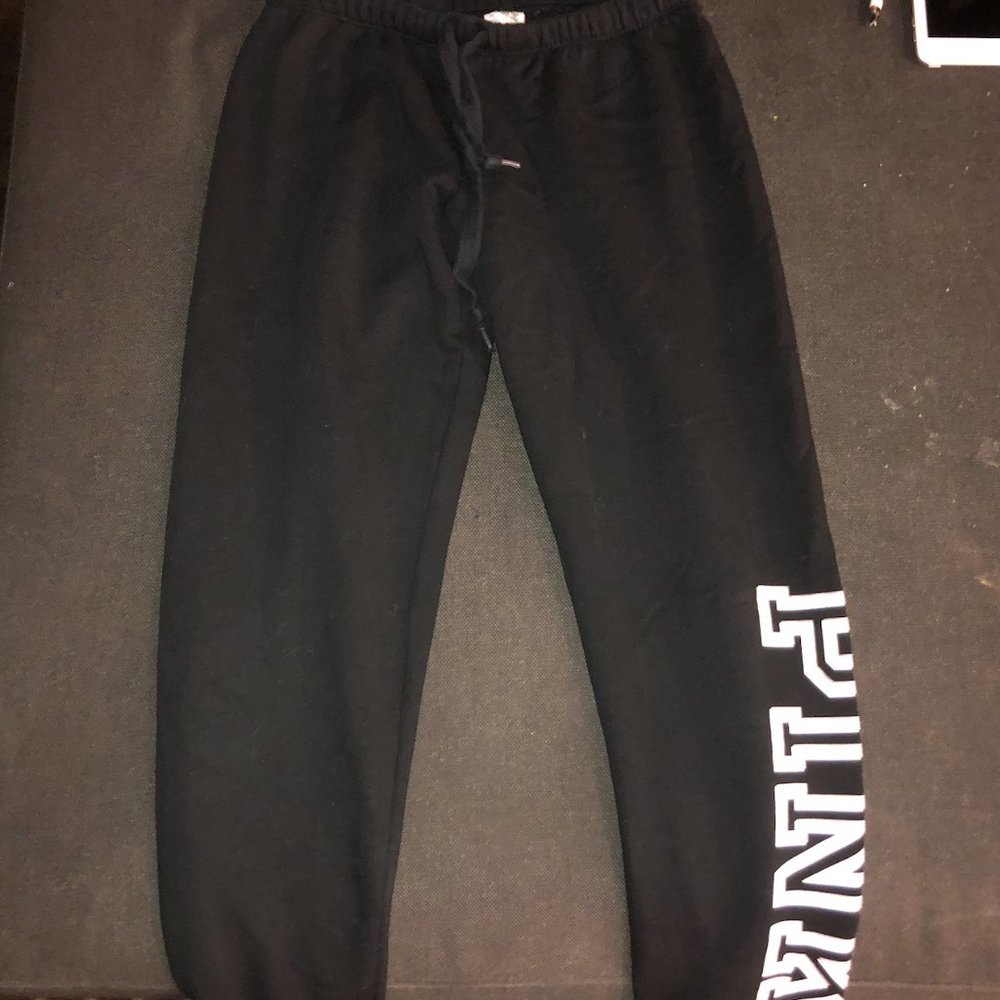 sweatpants